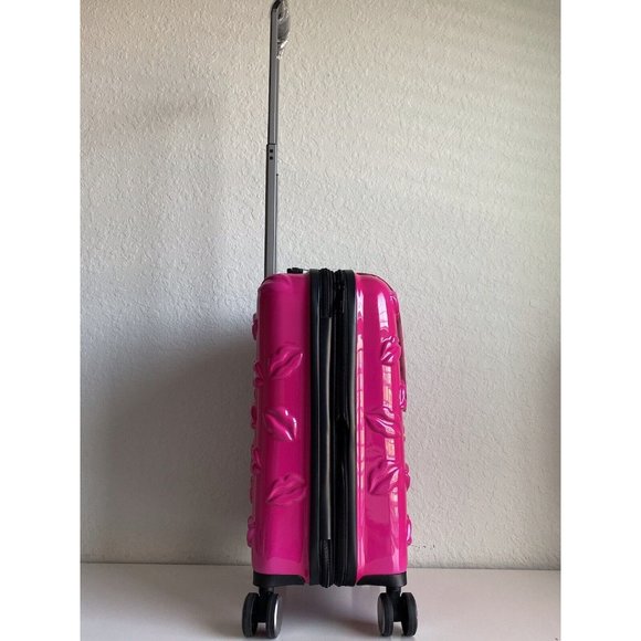 it luggage Bags It Luggage Smooch Kiss Hot Pink Hardside Suitcase